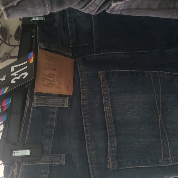 Men's Levi jeans - Picture 8 of 11